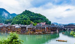 湖南凤凰古城旅游攻略